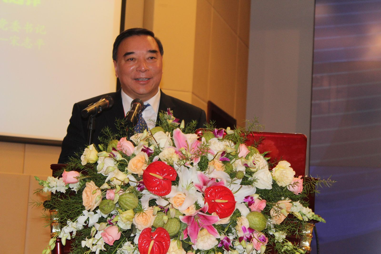 人生就是博-尊龙凯时中国官网